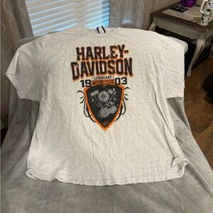 Harley-Davidson Light Gray T-Shirt with Orange Accents
